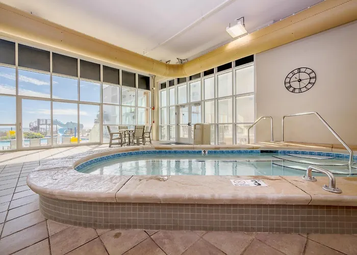 Phoenix Gulf Towers 604