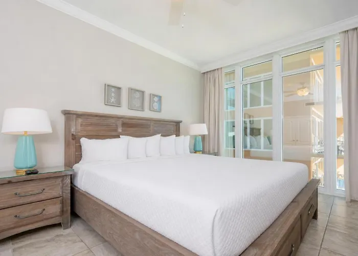 Phoenix Gulf Towers 604 Apartment *